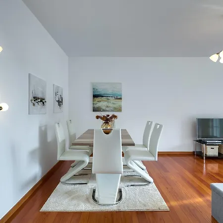 Villa Atalaia *
